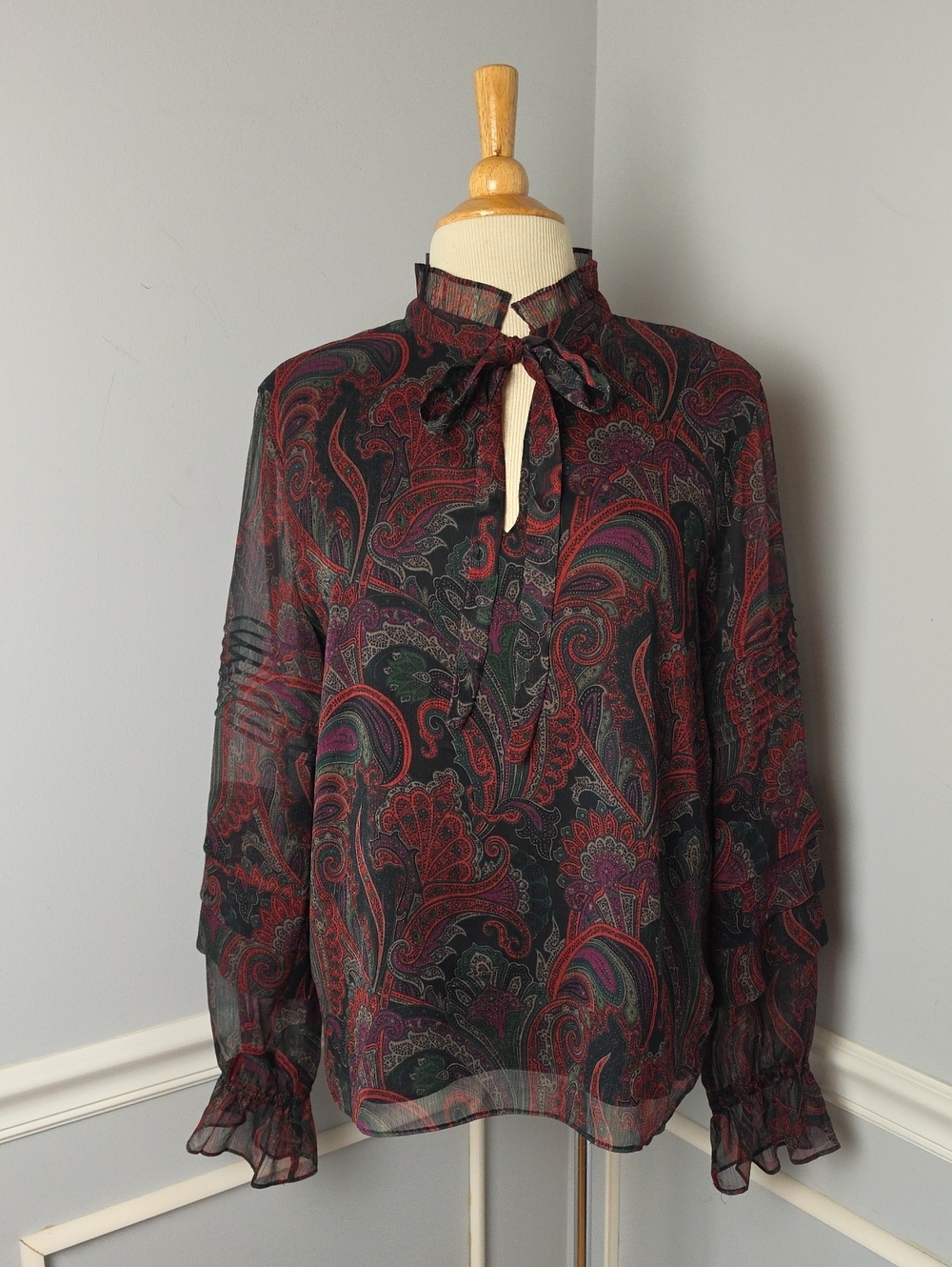 LAUREN RALPH‎ LAUREN Black Red Paisley Ruffle Tie Neck Tiered Semi Sheer Sleeve